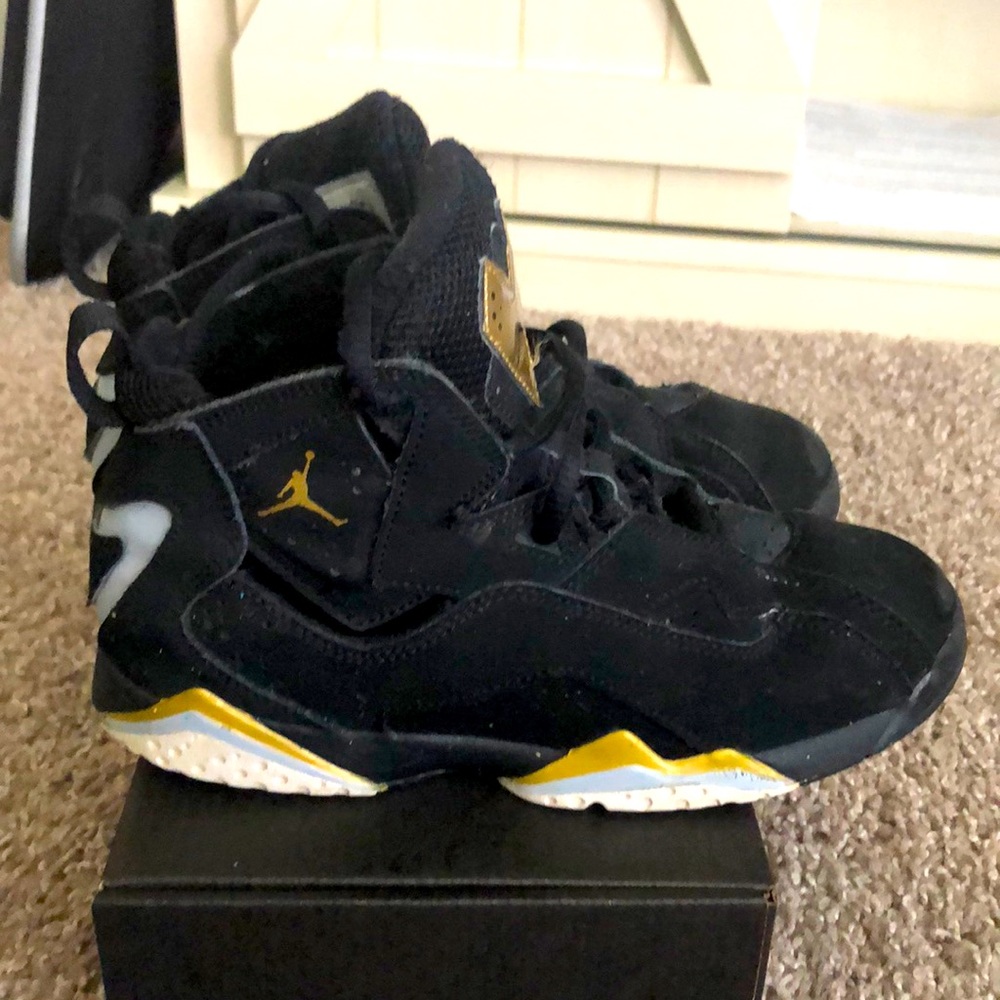 Nike Air Jordan True Flight Kids Size 2Y 343797-070